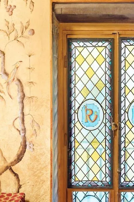 Renaissance Apartment In Historic Building With Duomo Views Florence Italy